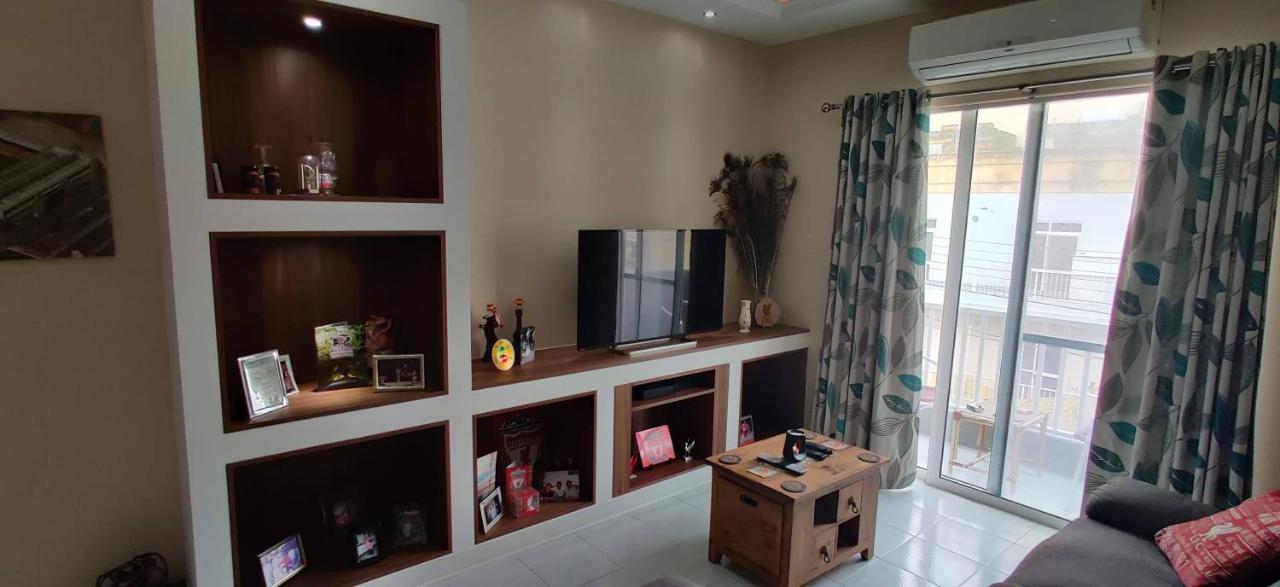 Very Bright Well Kept Apartment Marsaskala Exterior foto